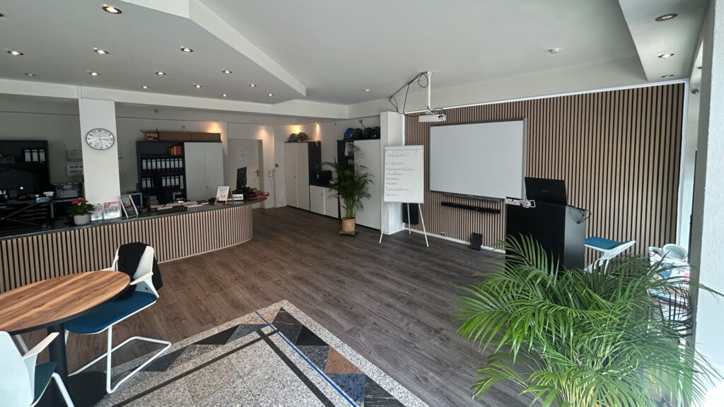 Frank und Silkes Fahrschule in Norderstedt von innen